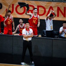 -这场比赛太感动！TajaeSharpe率队刷新历史超级碗周末之战，网友热议：‘这才是巨星！’-